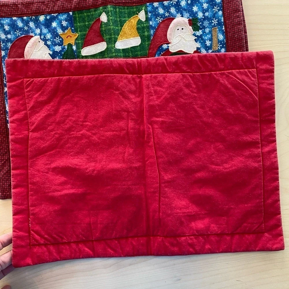 Set of 4 Christmas Quilted Placemats (FZ)